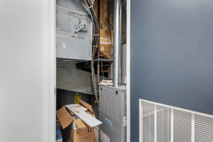 More Photos Of 2450 Pontoon Rd, Granite City Religious Facility For Sale