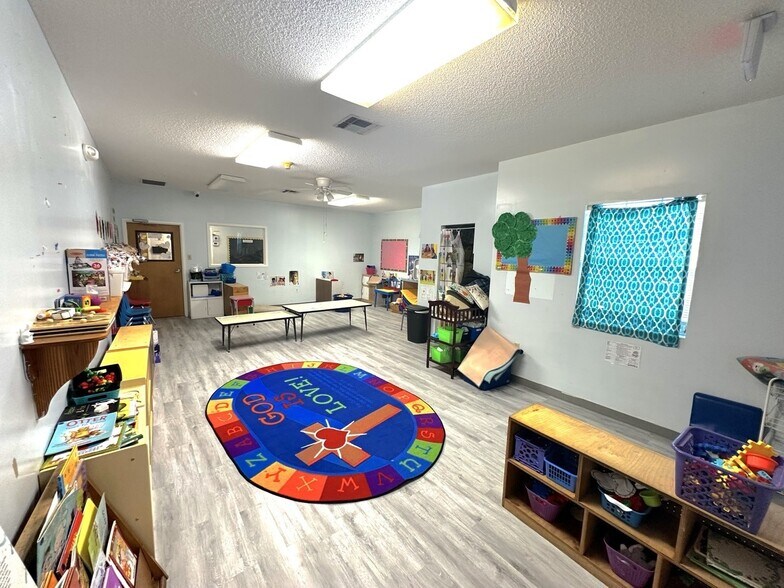 More Photos Of 794 King George Blvd, Savannah Schools For Lease