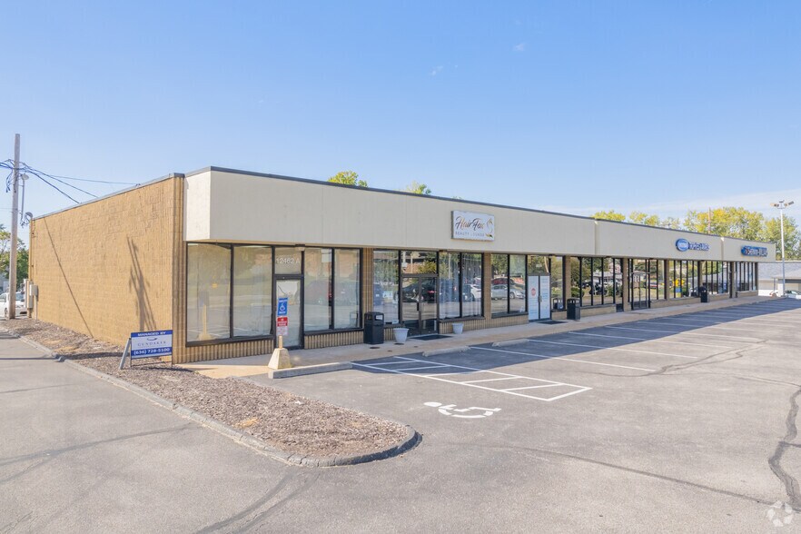 More Photos Of 12462 Natural Bridge Rd, Bridgeton General Retail For Lease