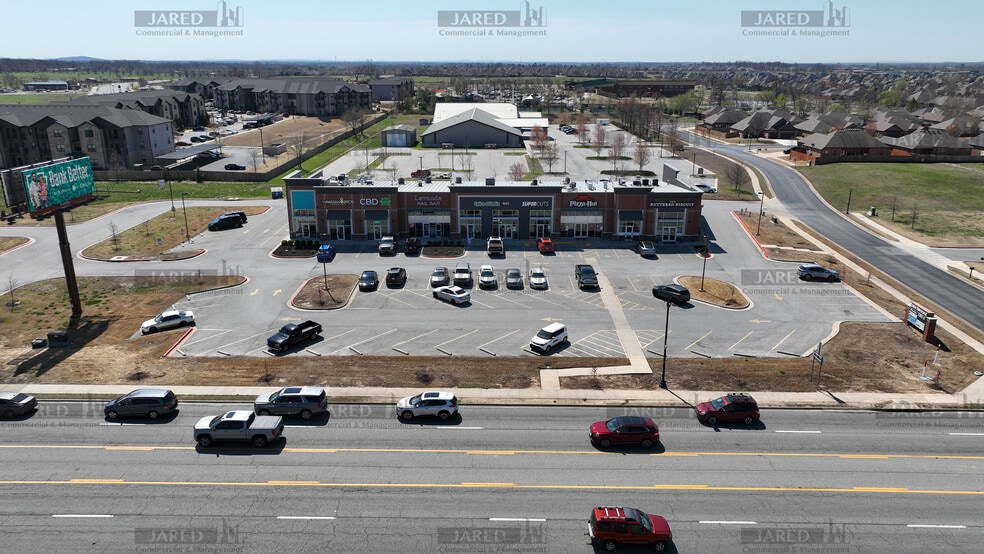 Primary Photo Of 1001 SW Regional Airport Blvd, Bentonville Freestanding For Lease