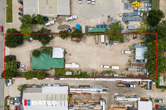 Primary Photo Of 2659 Lombardy Ln, Dallas Warehouse For Lease