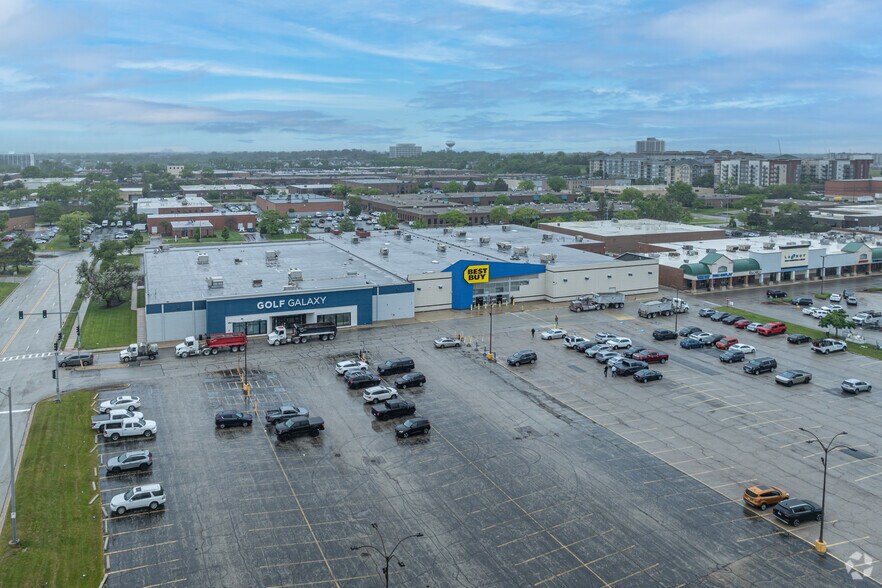 More Photos Of 1432-1434 Butterfield Rd, Downers Grove Storefront For Sale