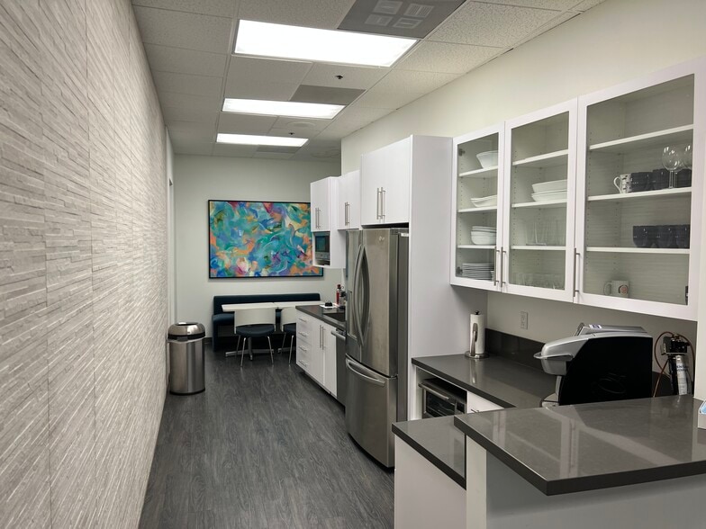 More Photos Of 8 Corporate Park, Irvine Office For Lease