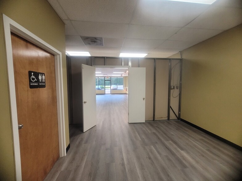More Photos Of 688 Albright Rd, Rock Hill Unknown For Lease