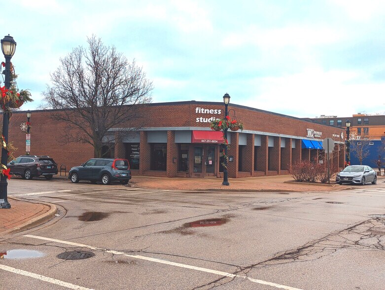 Primary Photo Of 340-350 Linden Ave, Wilmette Office For Sale