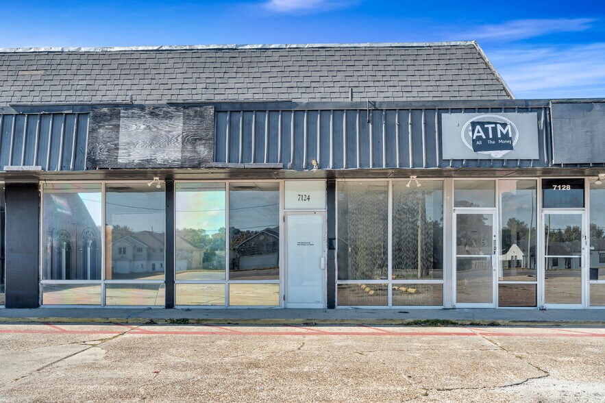 More Photos Of 7118-7140 Downman Rd, New Orleans Storefront Retail Residential For Sale