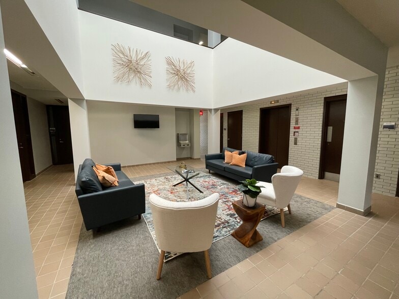 More Photos Of 1914 Association Dr, Reston Office For Lease