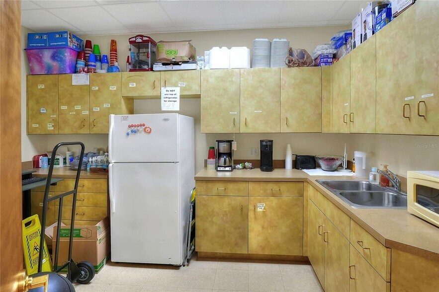 More Photos Of 1503 6th St SE, Winter Haven Storefront Retail Office For Sale