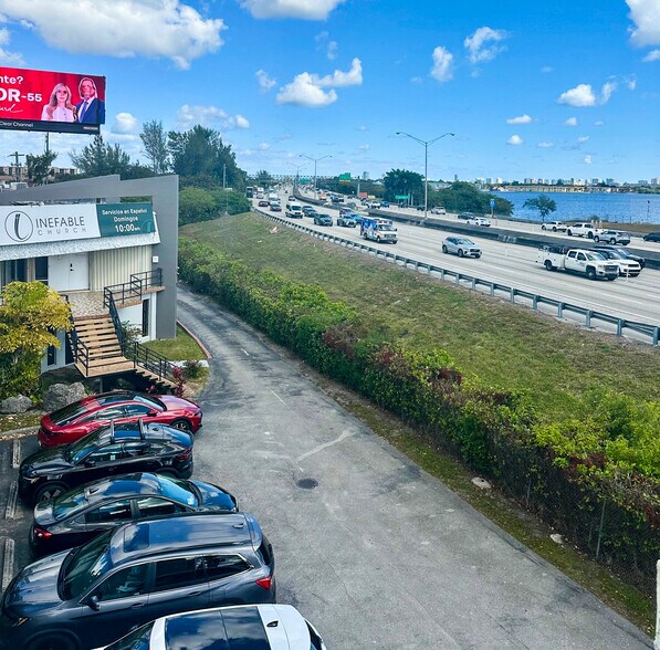 More Photos Of 18500 NE 5th Ave, Miami Gardens Office For Lease