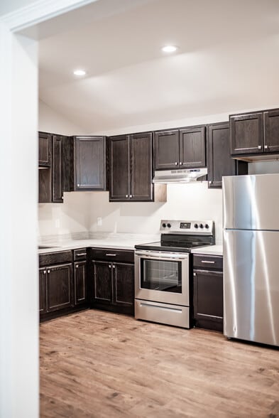More Photos Of 101 W Water St, Victoria Apartments For Sale