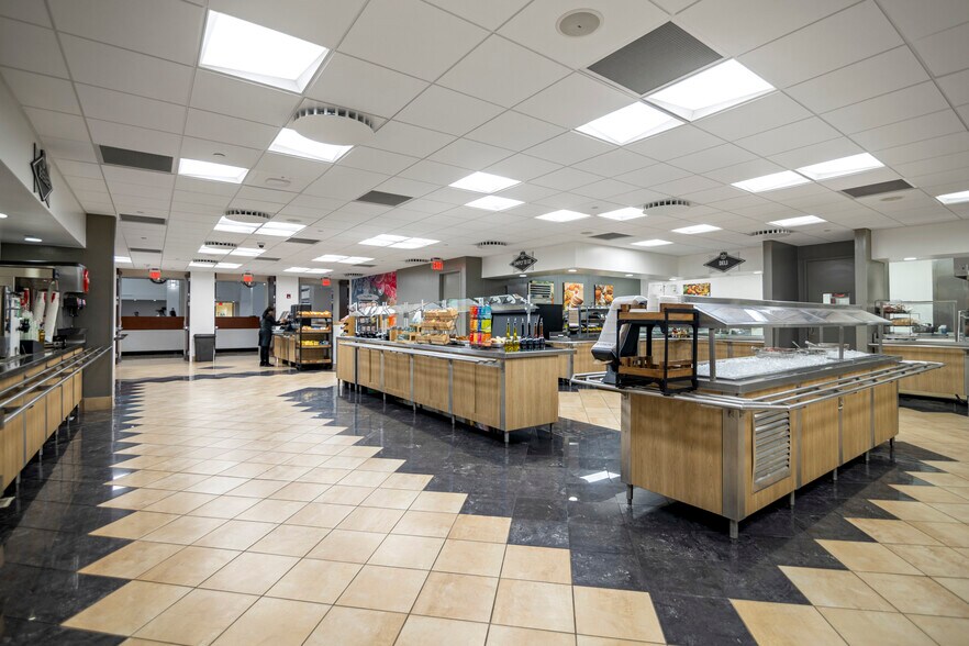 More Photos Of 901 Peninsula Corporate Cir, Boca Raton Office For Lease