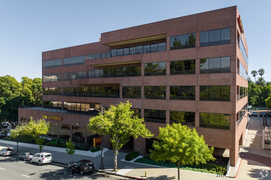 More Photos Of 350 W Colorado Blvd, Pasadena Office For Lease