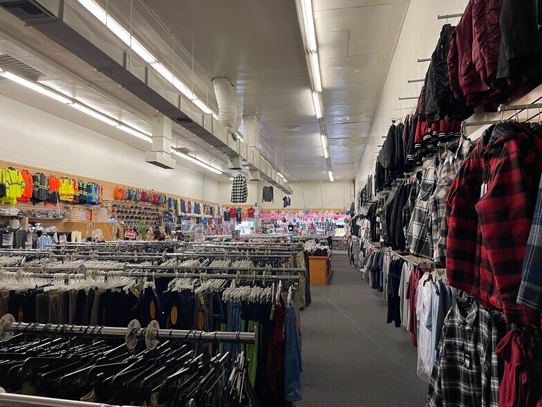 More Photos Of 4729-4735 Whittier Blvd, Los Angeles Convenience Store For Sale