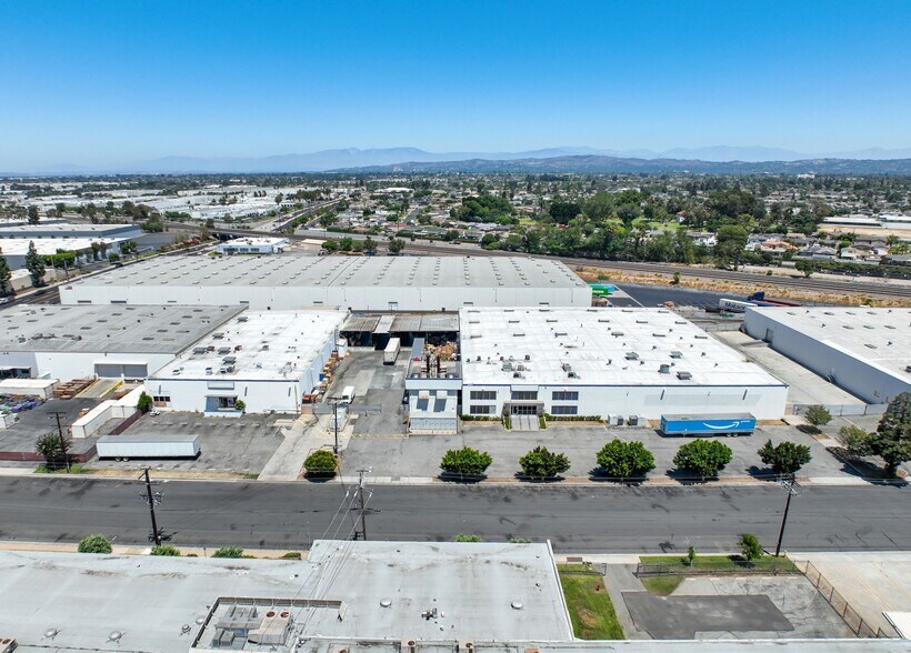 Primary Photo Of 14233-14263 Gannet St, Ln, La Mirada Warehouse For Lease