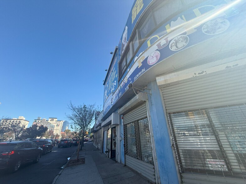 More Photos Of 135-02-06-08 Northern Blvd, Flushing General Retail For Sale