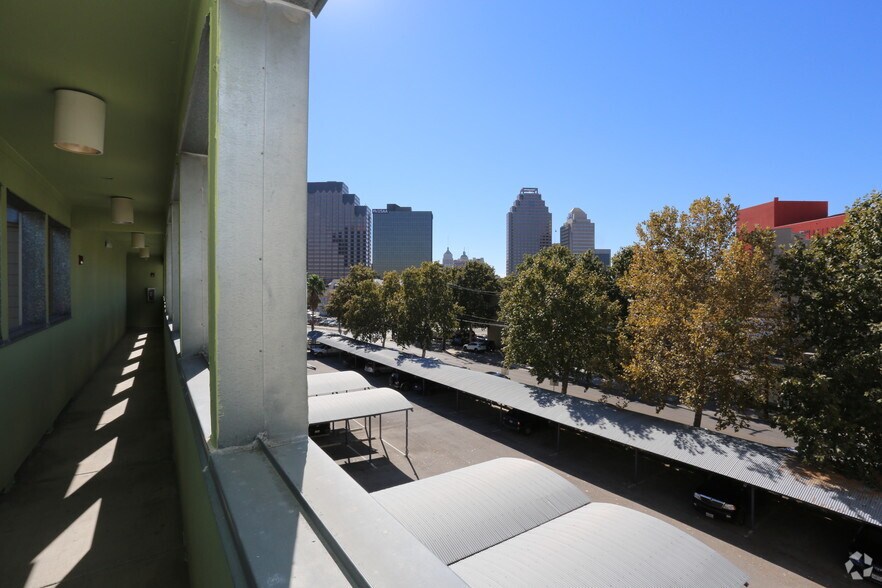 More Photos Of 317 Lexington Ave, San Antonio Apartments For Lease