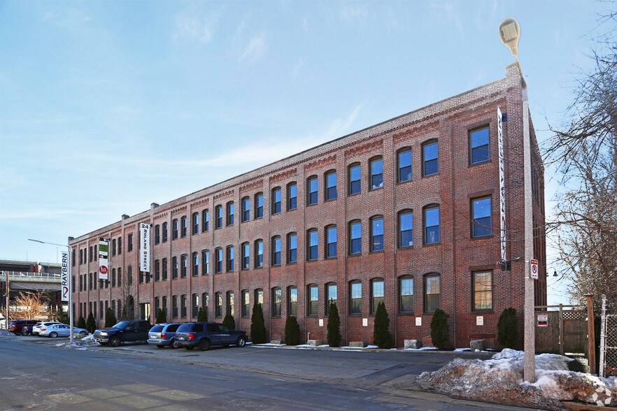 More Photos Of 24 Roland St, Charlestown Loft Creative Space For Lease