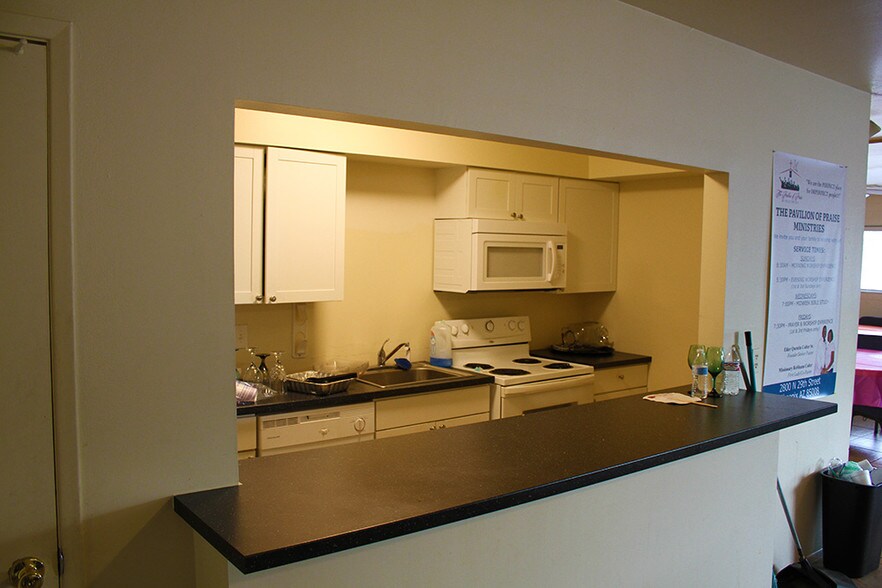 More Photos Of 2802 N 29th St, Phoenix Religious Facility For Sale