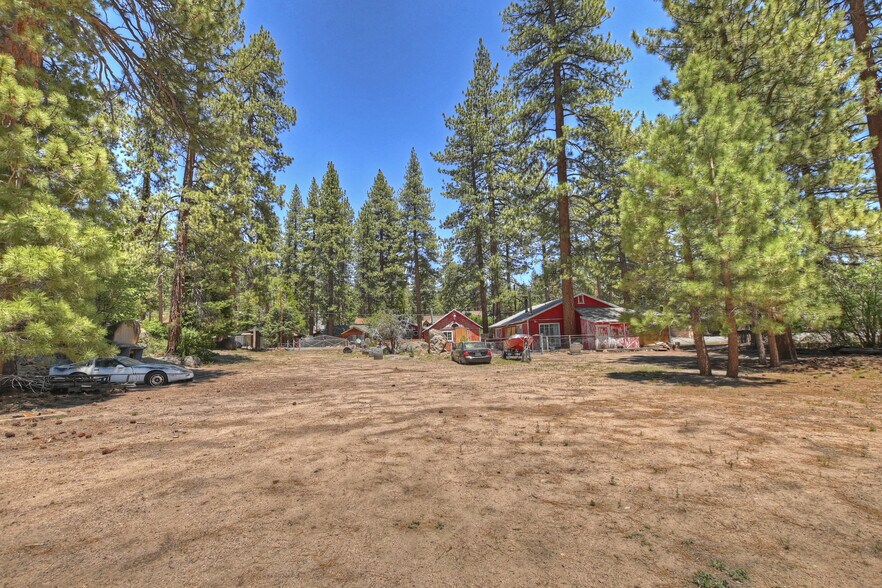 More Photos Of 39167 Rim of the world Dr, Fawnskin Restaurant For Sale