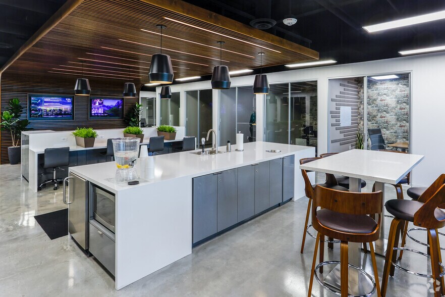 More Photos Of 450 Century Pky, Allen Coworking Space