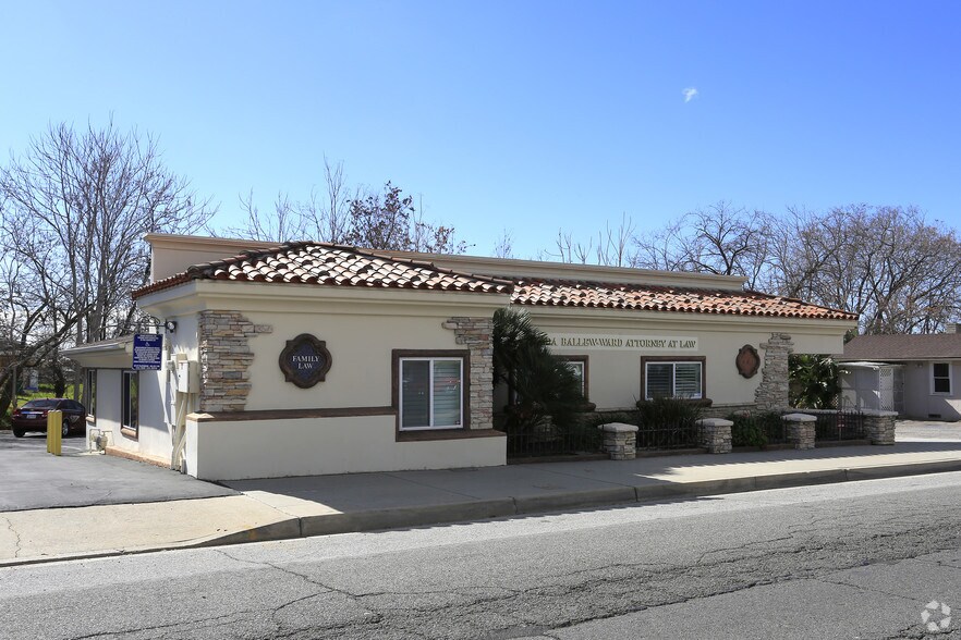 More Photos Of 601 W County Line Rd, Calimesa Office For Lease