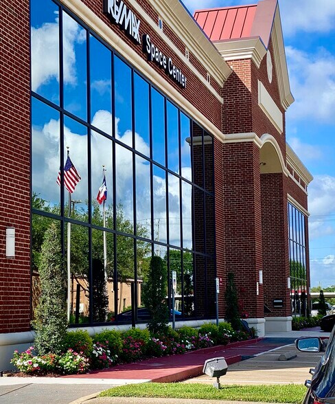 More Photos Of 1150 Clear Lake City Blvd, Houston Medical For Lease