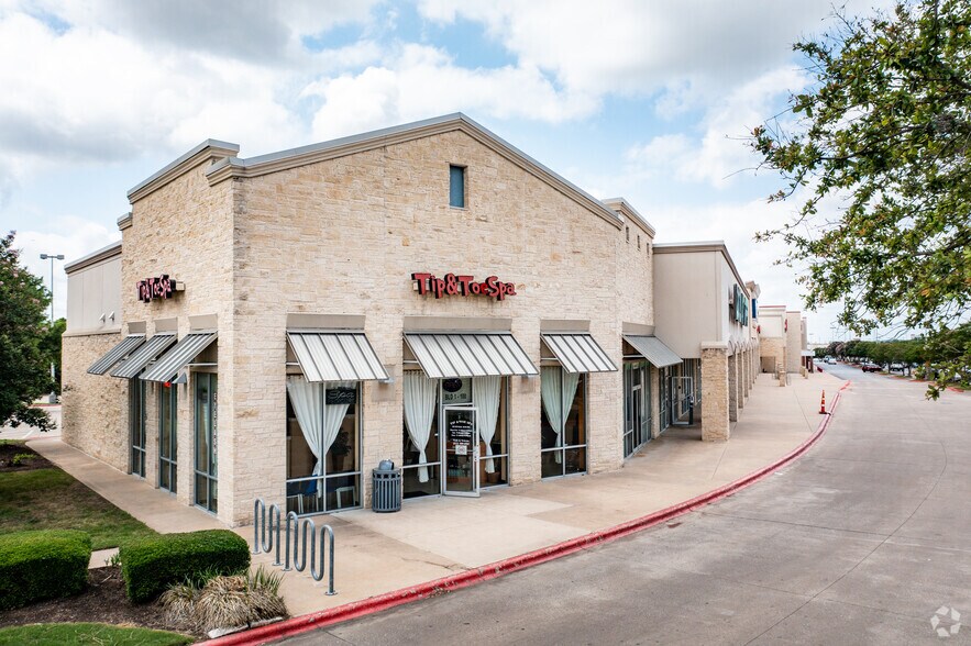 More Photos Of 12901 N I-35 Service Rd, Austin Unknown For Lease