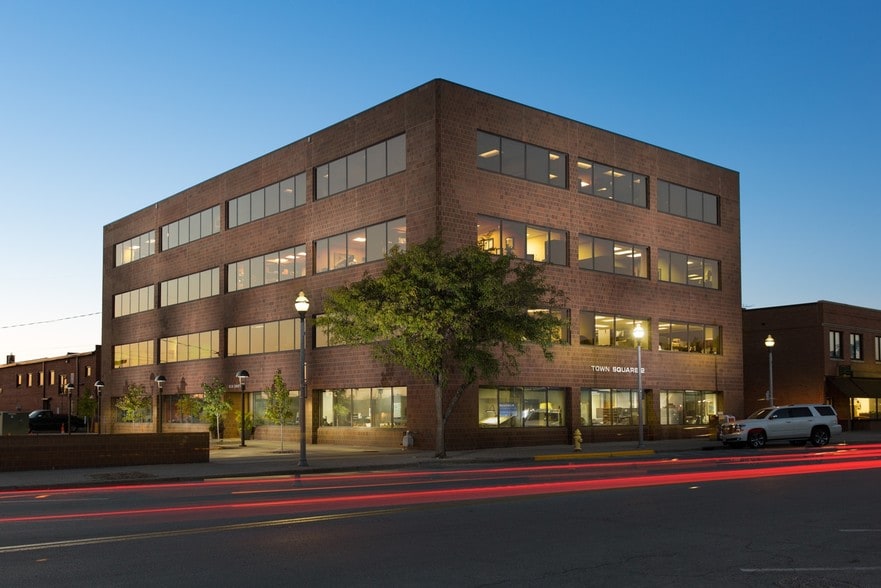 More Photos Of 1828 Swift Ave, North Kansas City Office For Lease
