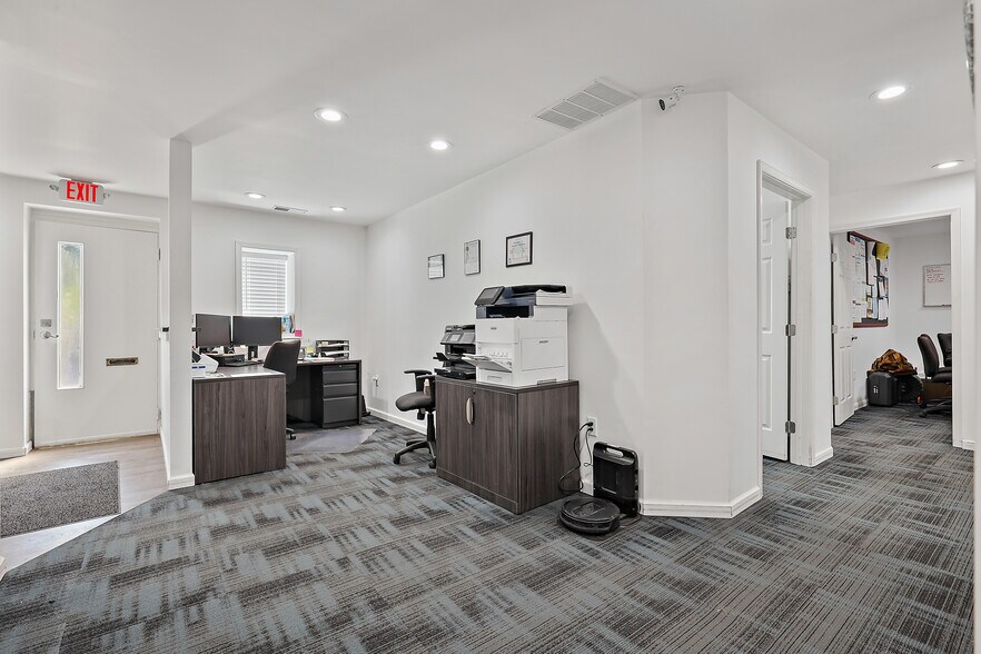 More Photos Of 138 N Conococheague St, Williamsport Warehouse For Sale