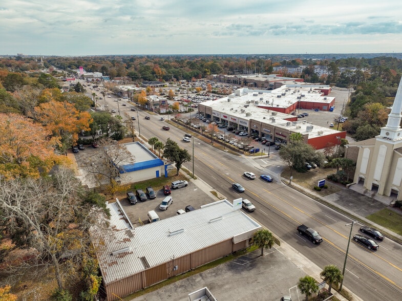 More Photos Of 932 Savannah Hwy, Charleston Freestanding For Lease