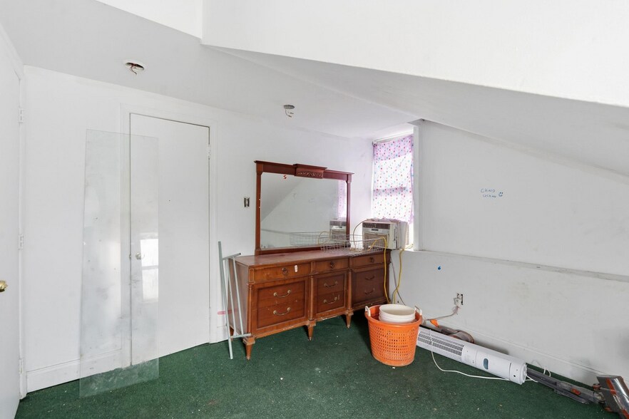 More Photos Of 2090 Blue Bell Rd, Williamstown Land For Sale