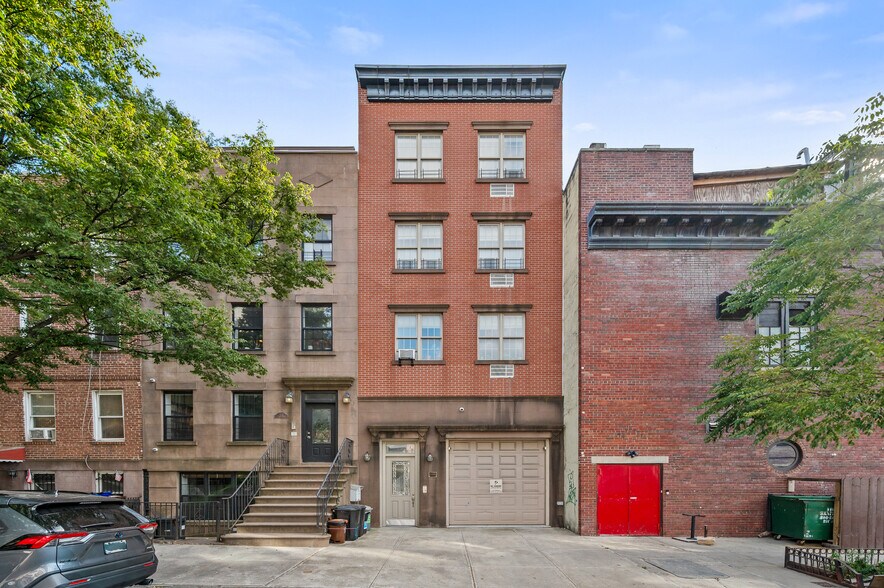 More Photos Of 130 Degraw St, Brooklyn Apartments For Sale