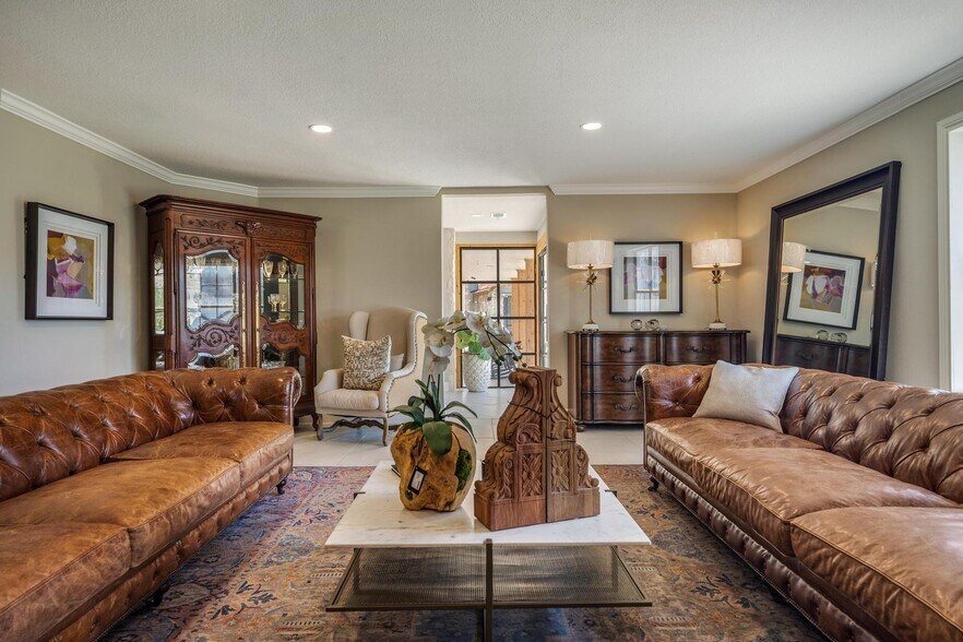 More Photos Of 6 US Highway 87, Comfort Office For Sale