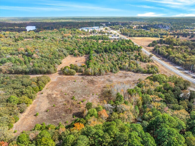 More Photos Of 700 NW Loop 564, Mineola Flex For Sale