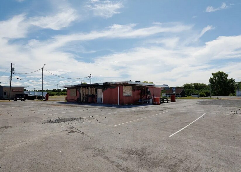 More Photos Of 23725 State Route 342, Watertown Restaurant For Sale