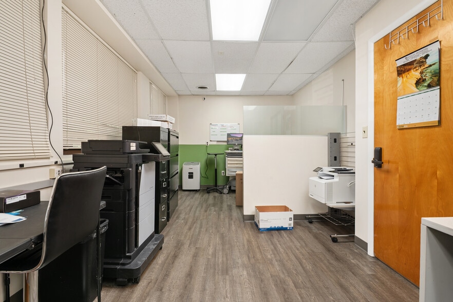 More Photos Of 9650 Santiago Rd, Columbia Medical For Sale