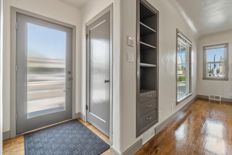 More Photos Of 1216 7th St S, Nampa Office Residential For Lease