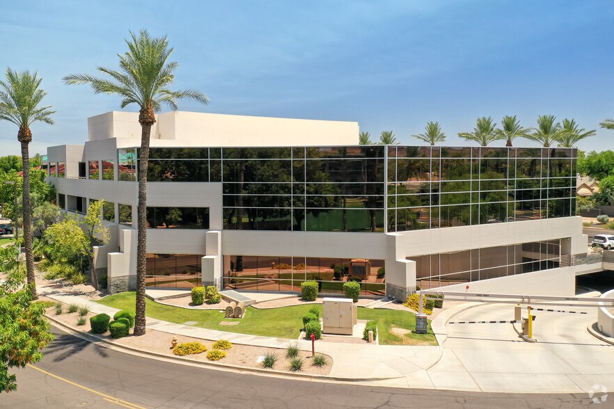 More Photos Of 7702 E Doubletree Ranch Rd, Scottsdale Office For Lease
