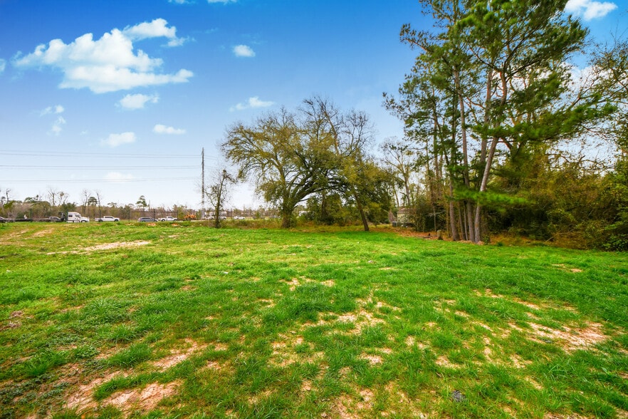 More Photos Of 5310 Logston Ln, Spring Flex For Sale