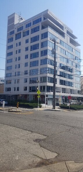 More Photos Of 415 W Mercer St, Seattle Office Residential For Lease