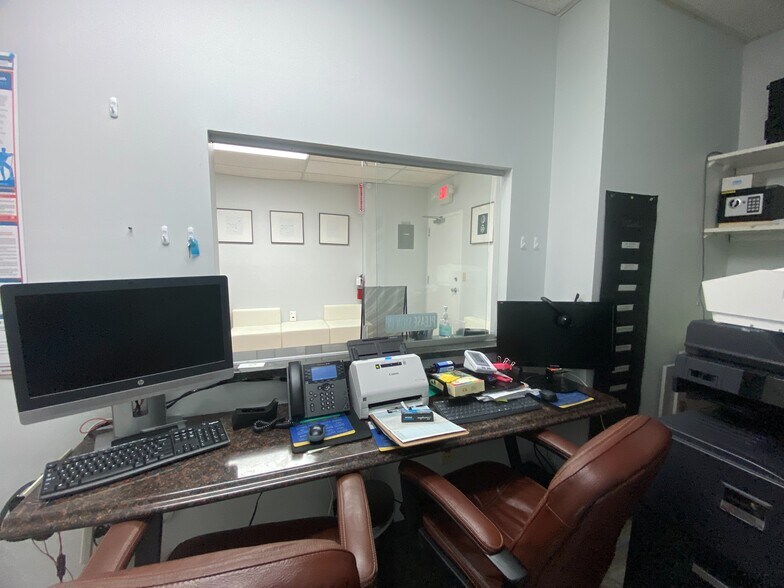 More Photos Of 6801 Lake Worth Rd, Greenacres Medical For Sale