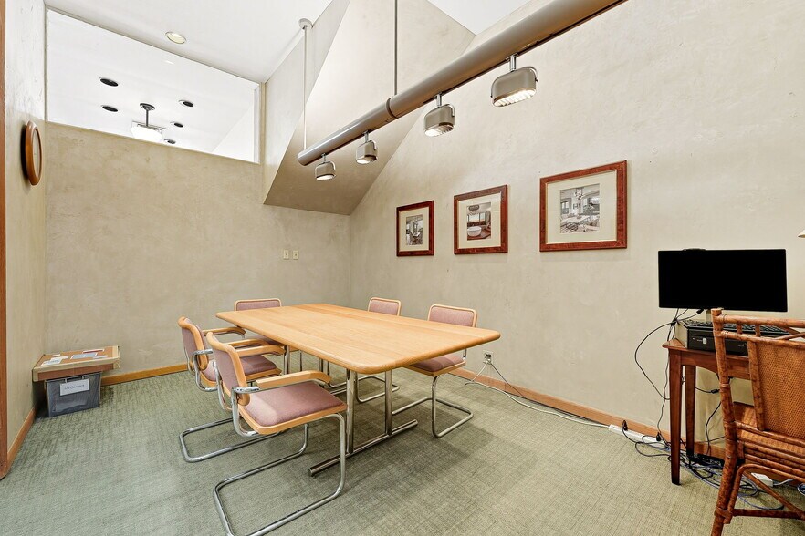 More Photos Of 1516-1518 Blake St, Denver Office For Sale