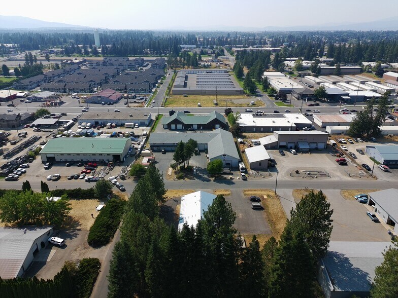 More Photos Of 7632 N Aqua Cir, Coeur d'Alene Manufacturing For Lease