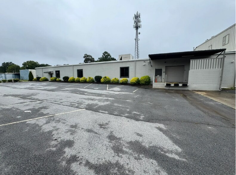 More Photos Of 215-219 Lovvorn Rd, Carrollton Warehouse For Sale