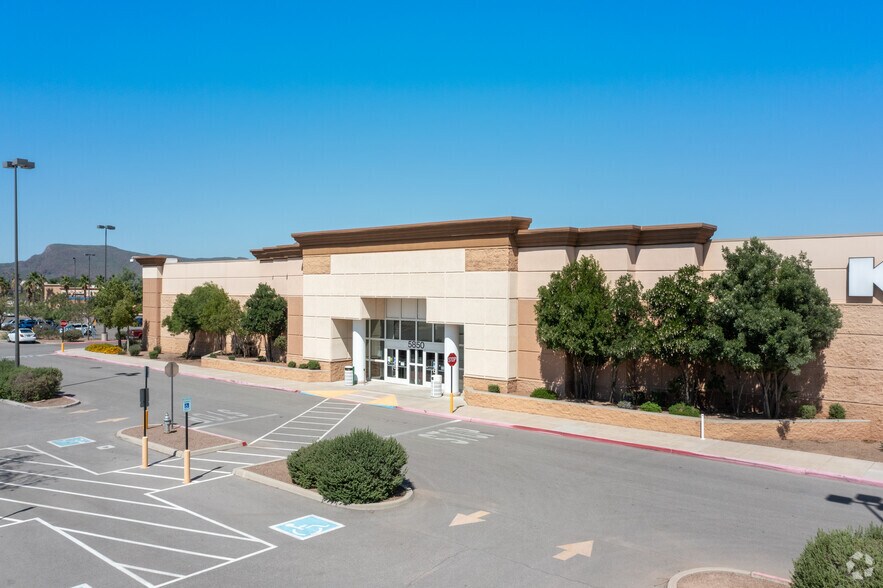 More Photos Of 8150 N Cortaro Dr, Tucson Unknown For Lease