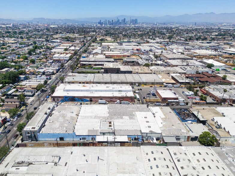 More Photos Of 6200 Avalon Blvd, Los Angeles Manufacturing For Sale