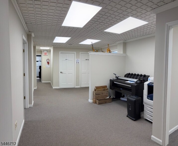 More Photos Of 190 North Ave E, Cranford Medical For Lease
