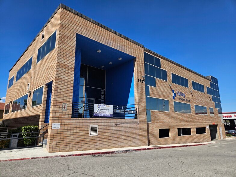 More Photos Of , Las Vegas Office For Sale