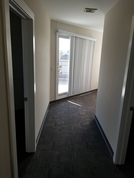 More Photos Of 241 Maple Ave, Red Bank Medical For Lease