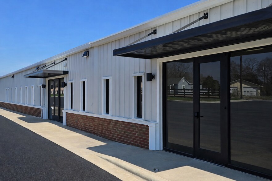 More Photos Of 114 S State St, Haw River Manufacturing For Sale